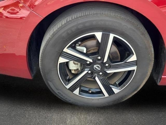Used 2024 Nissan Sentra SV FWD image 28