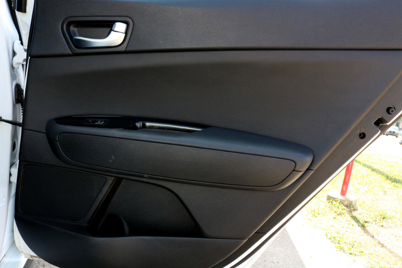 Used 2019 Kia Optima SX image 39