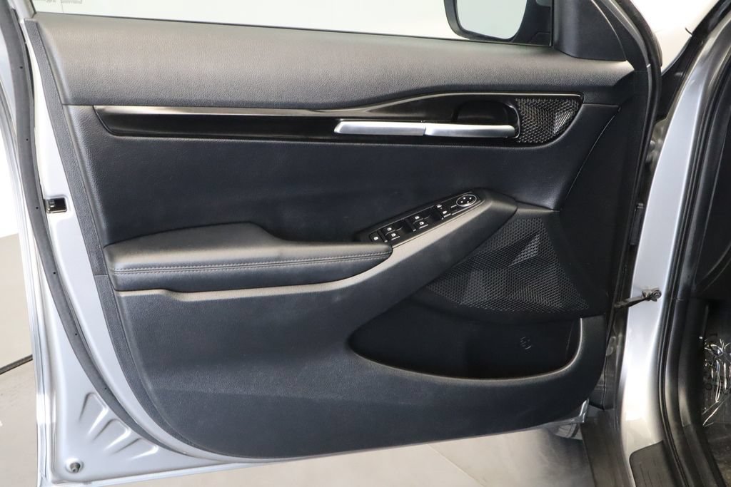 Used 2024 Kia Seltos EX FWD image 17