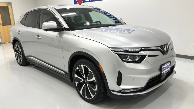 Used 2023 VinFast VF 8 Plus AWD/4WD image 7