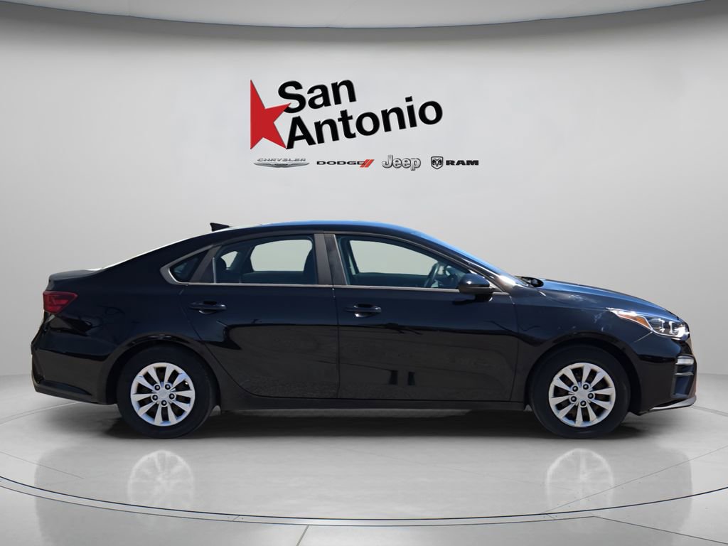 Used 2019 Kia Forte Sedan image 9