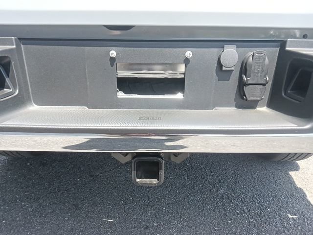 New 2025 Ford F150 Lariat w/ Equipment Group 502A High image 31