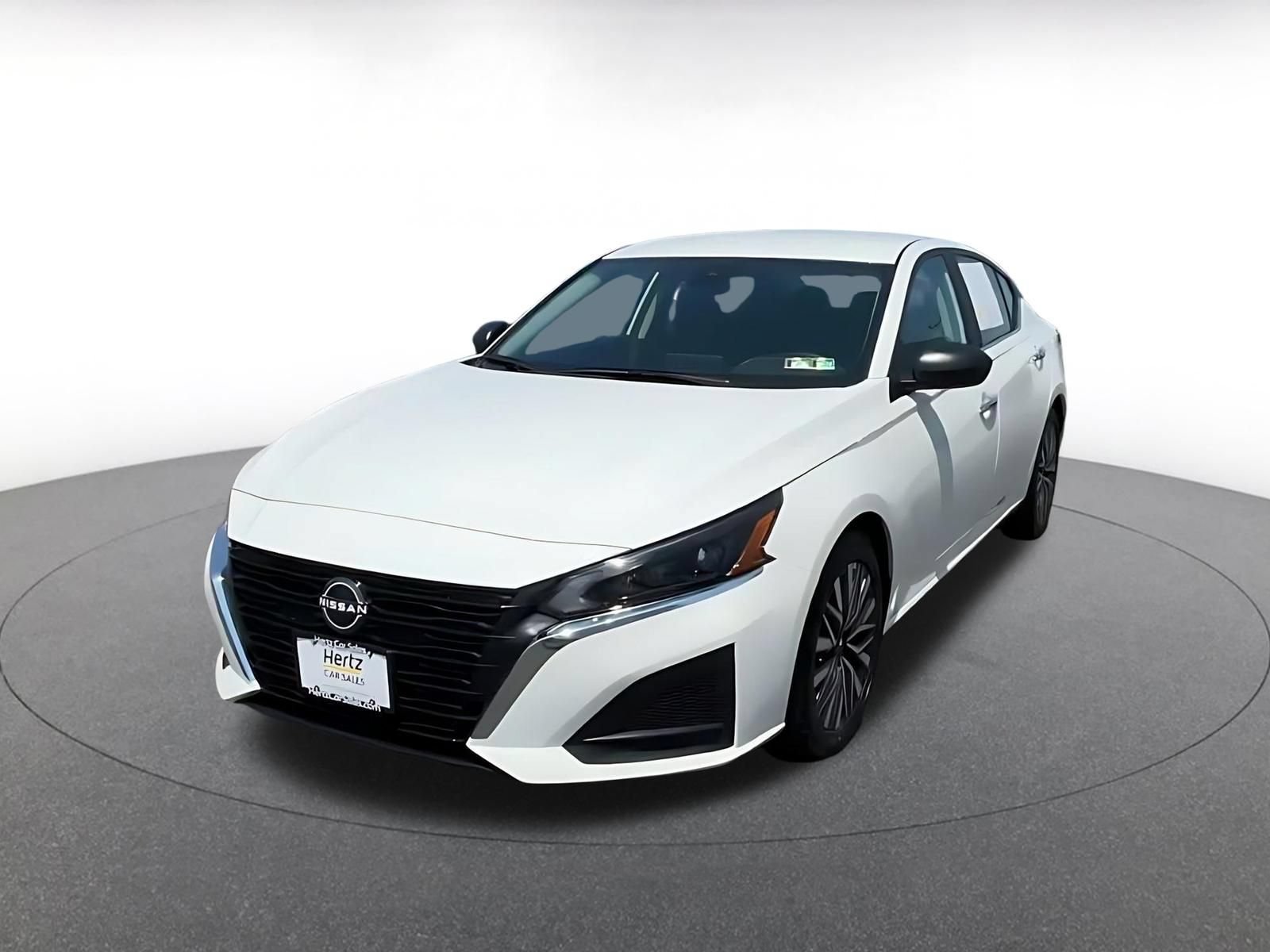 Used 2025 Nissan Altima 2.5 SV FWD image 6