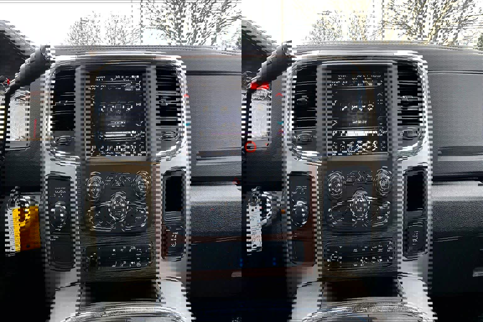 Used 2016 RAM 2500 Laramie image 33