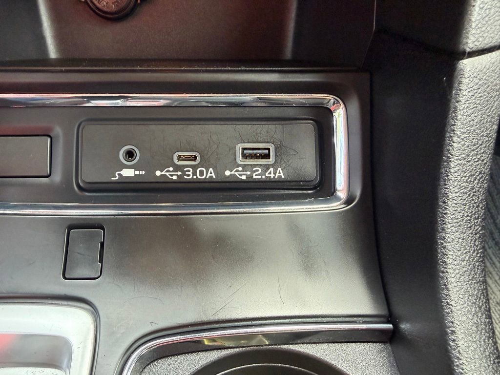 Used 2025 Subaru Ascent Premium AWD/4WD image 27