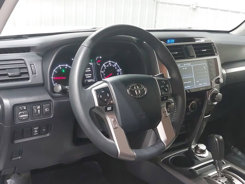 Used 2024 Toyota 4Runner SR5 image 15