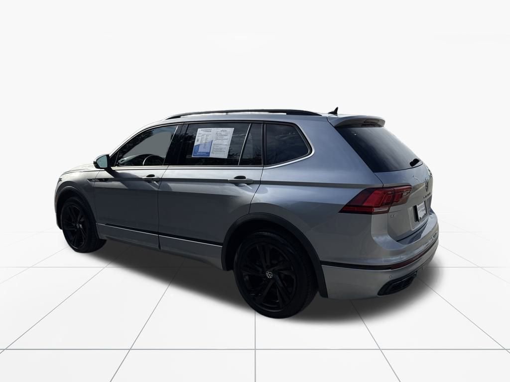 Used 2024 Volkswagen Tiguan SE R-Line image 6