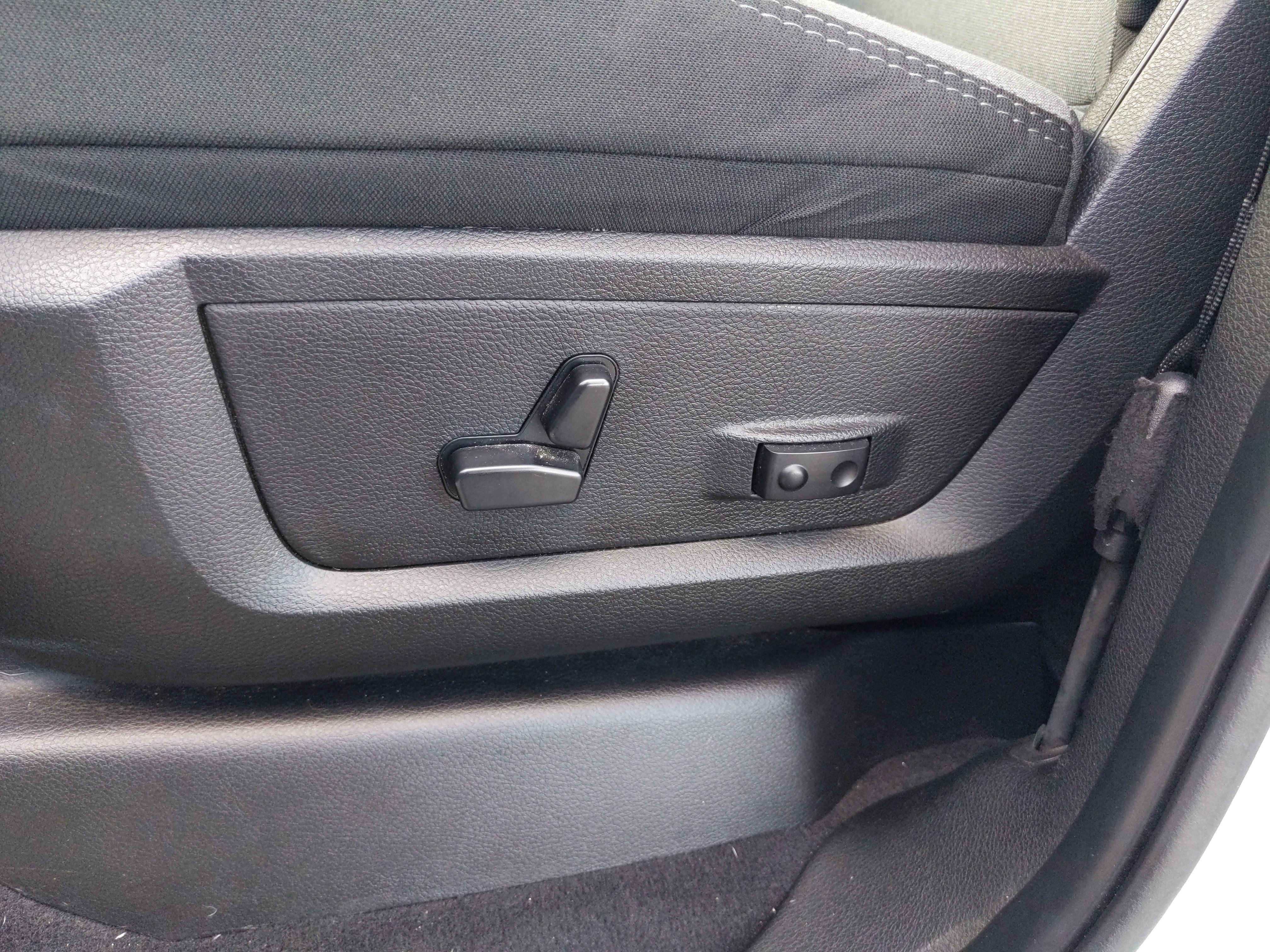 Used 2024 RAM 2500 Big Horn image 13