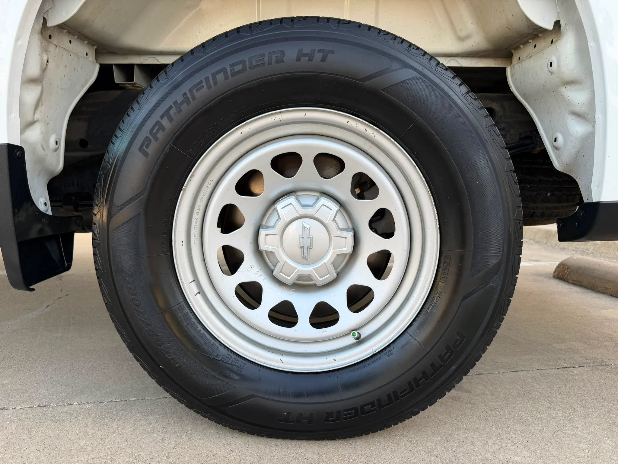 Used 2021 Chevrolet Silverado 1500 W/T RWD image 35