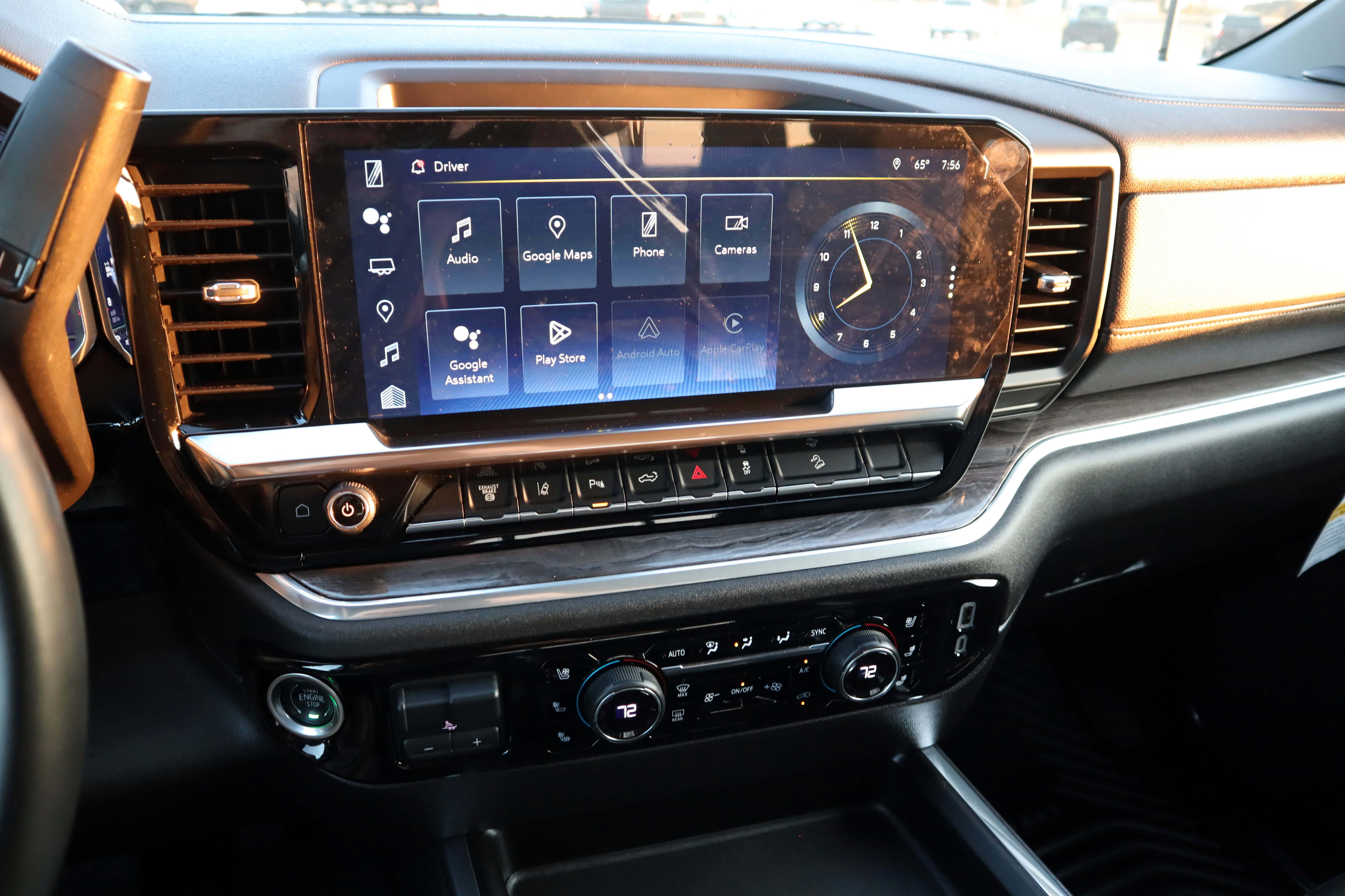 Used 2024 Chevrolet Silverado 2500 LTZ w/ LTZ Plus Package image 31