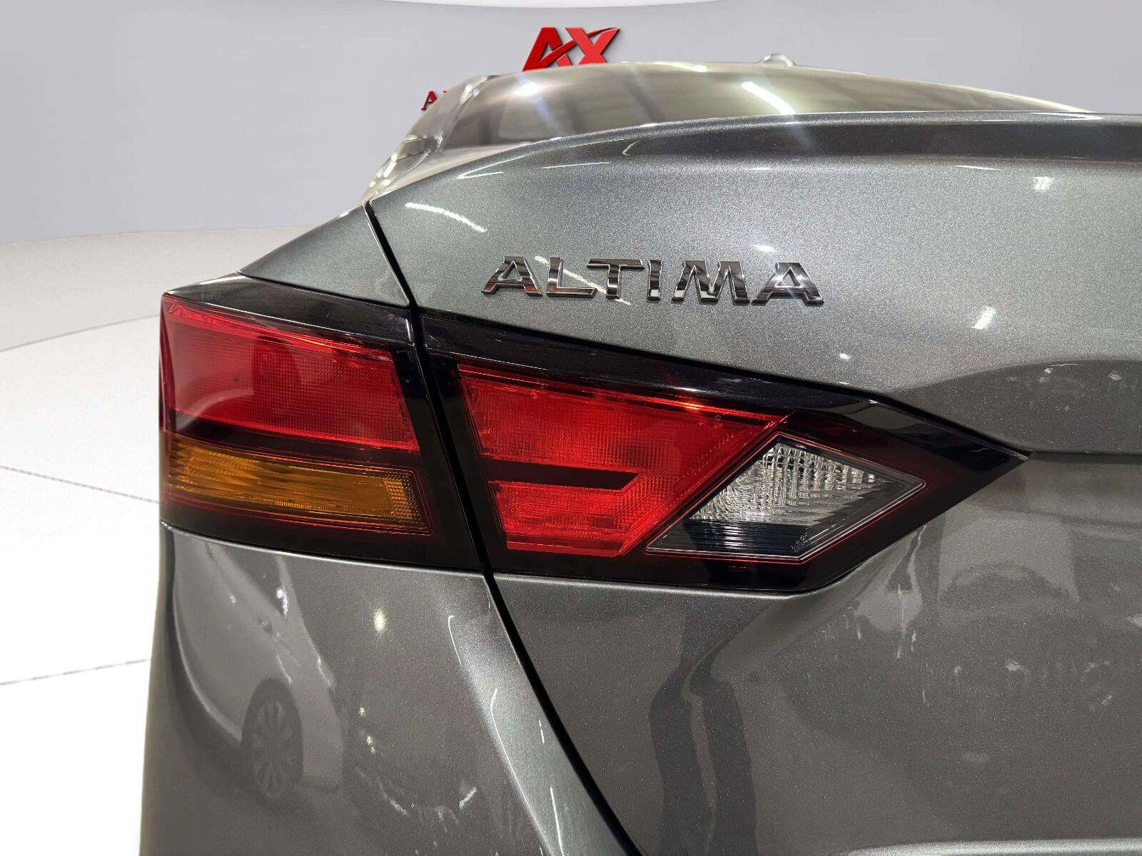 Used 2019 Nissan Altima 2.5 SV AWD/4WD image 15