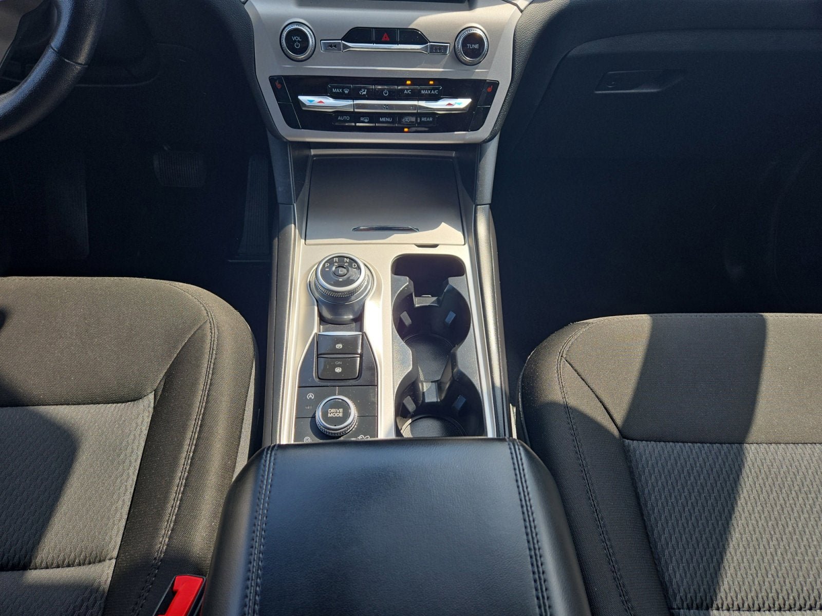 Certified 2022 Ford Explorer XLT image 21
