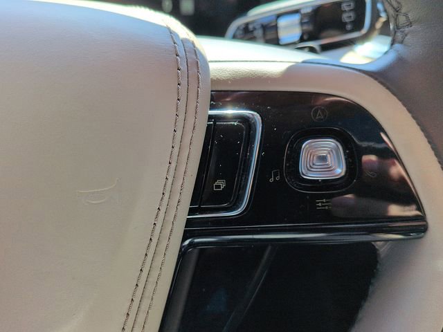 Used 2024 Lincoln Aviator Reserve w/ Equipment Group 201A AWD/4WD image 19