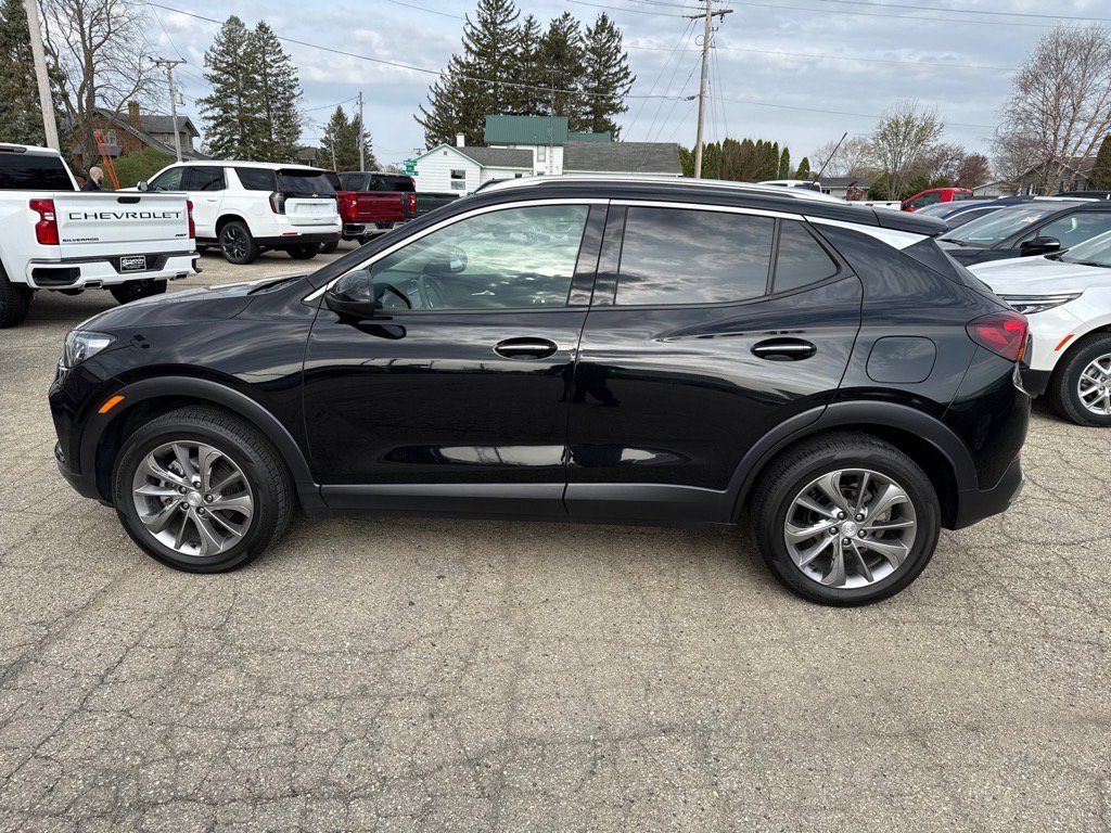 Used 2023 Buick Encore GX Essence w/ Experience Buick Package image 8