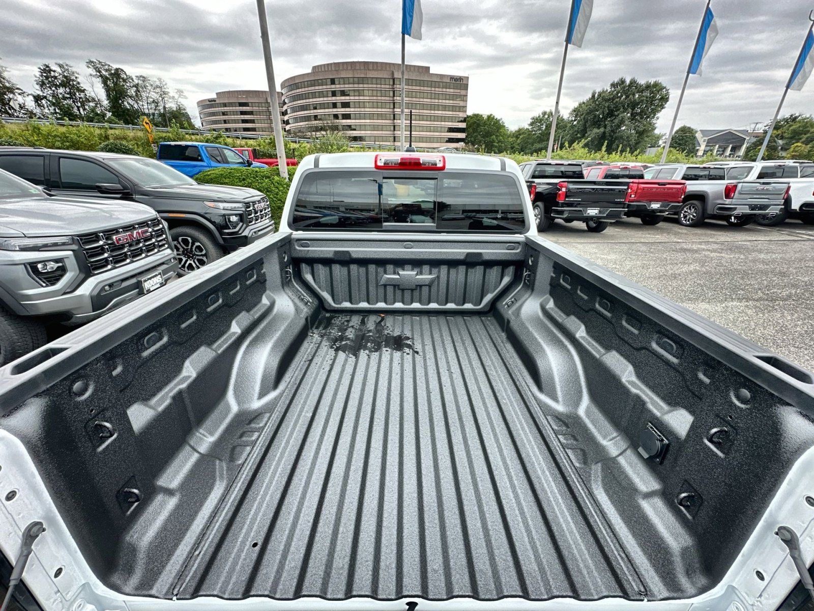 New 2026 Chevrolet Colorado LT w/ LT Convenience Package AWD/4WD image 25