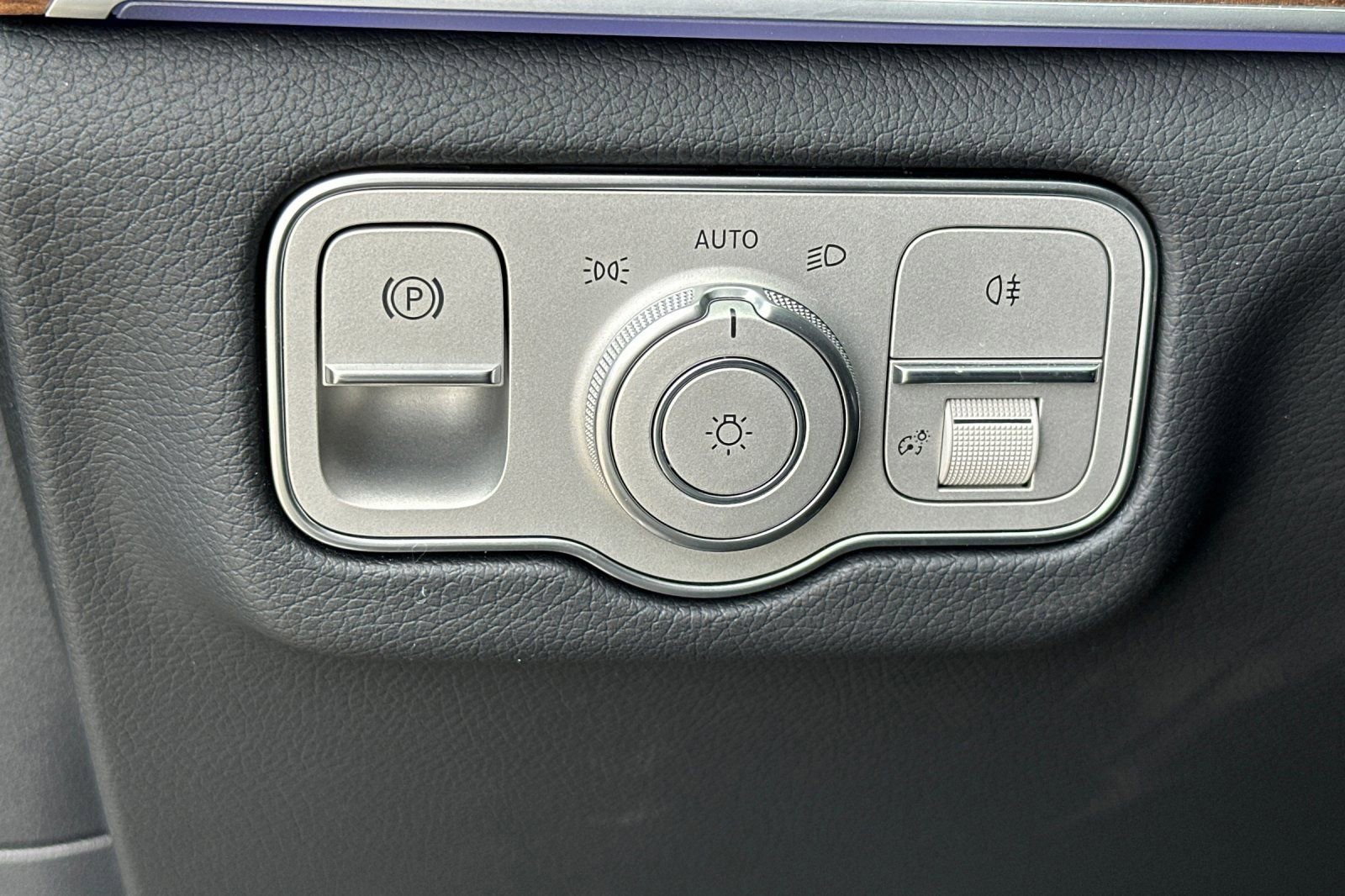 Certified 2026 Mercedes-Benz GLE 350 4MATIC image 39