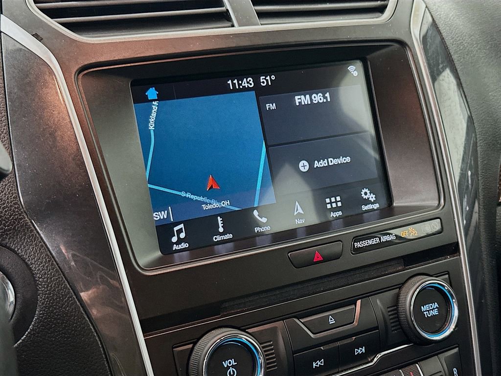 Used 2018 Ford Explorer XLT w/ Equipment Group 201A image 21