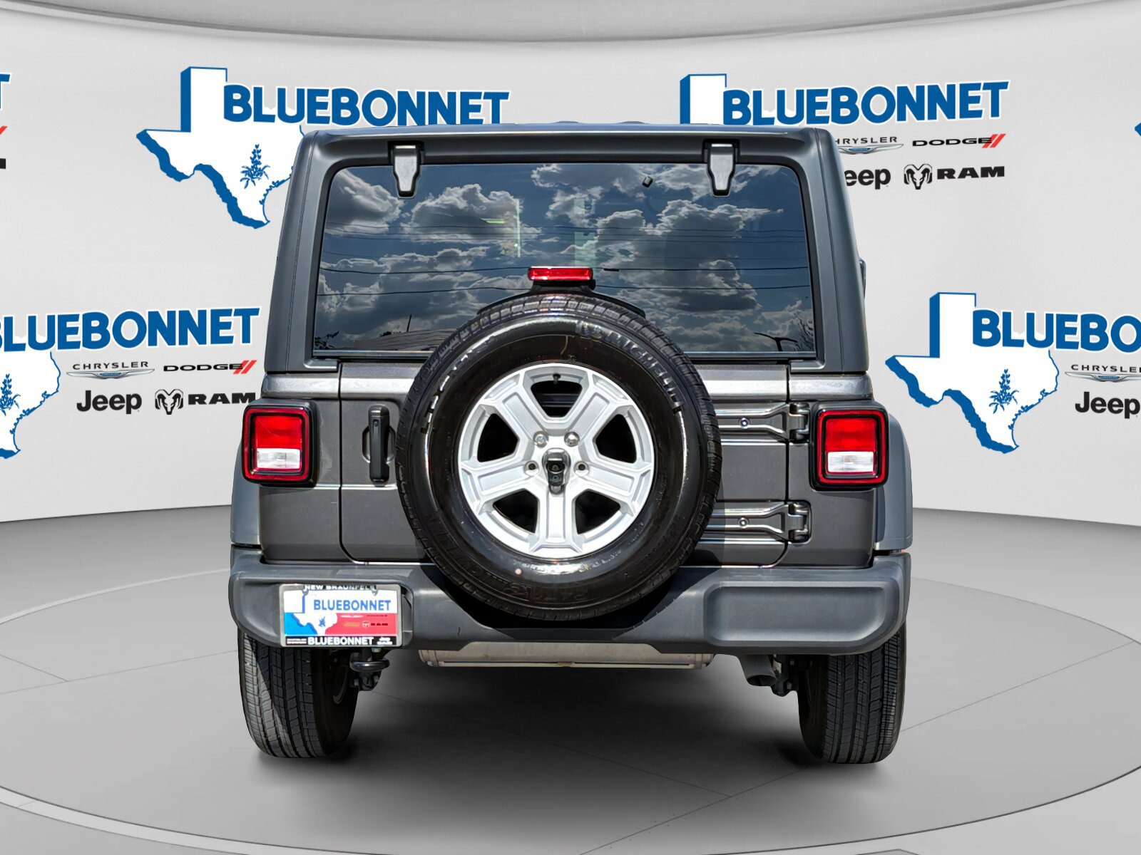 Certified 2023 Jeep Wrangler Sport AWD/4WD image 6