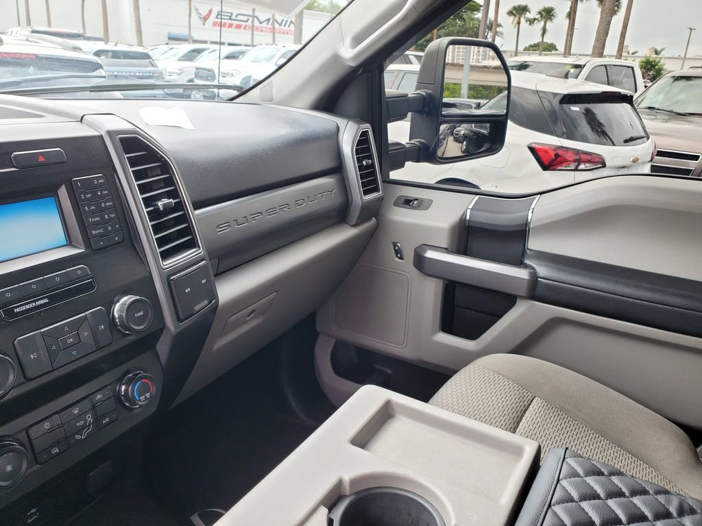 Used 2019 Ford F250 XLT w/ Snow Plow Prep Package image 21