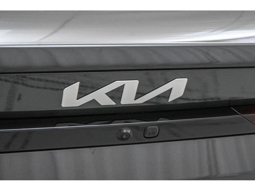 New 2026 Kia K4 FWD image 32
