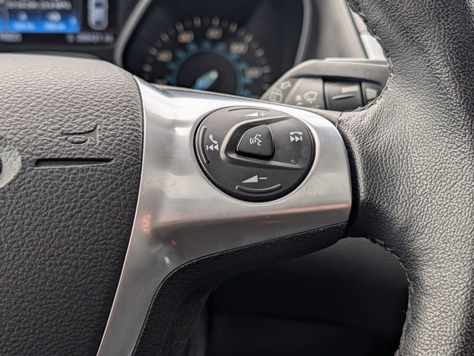 Used 2014 Ford Focus Titanium image 34