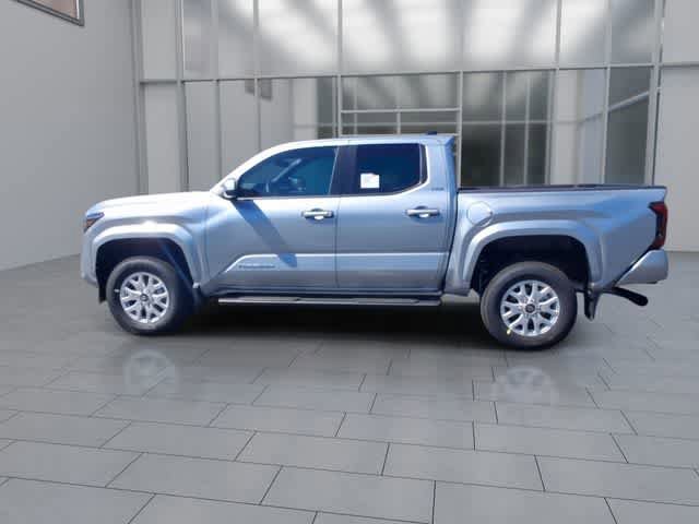 New 2026 Toyota Tacoma SR5 RWD image 2