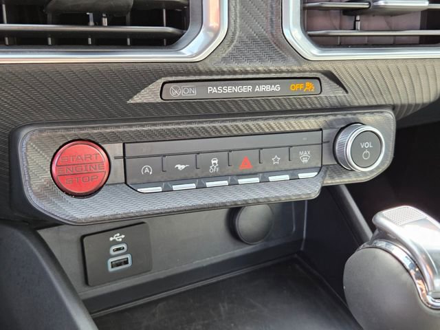 Used 2025 Ford Mustang Premium RWD image 22