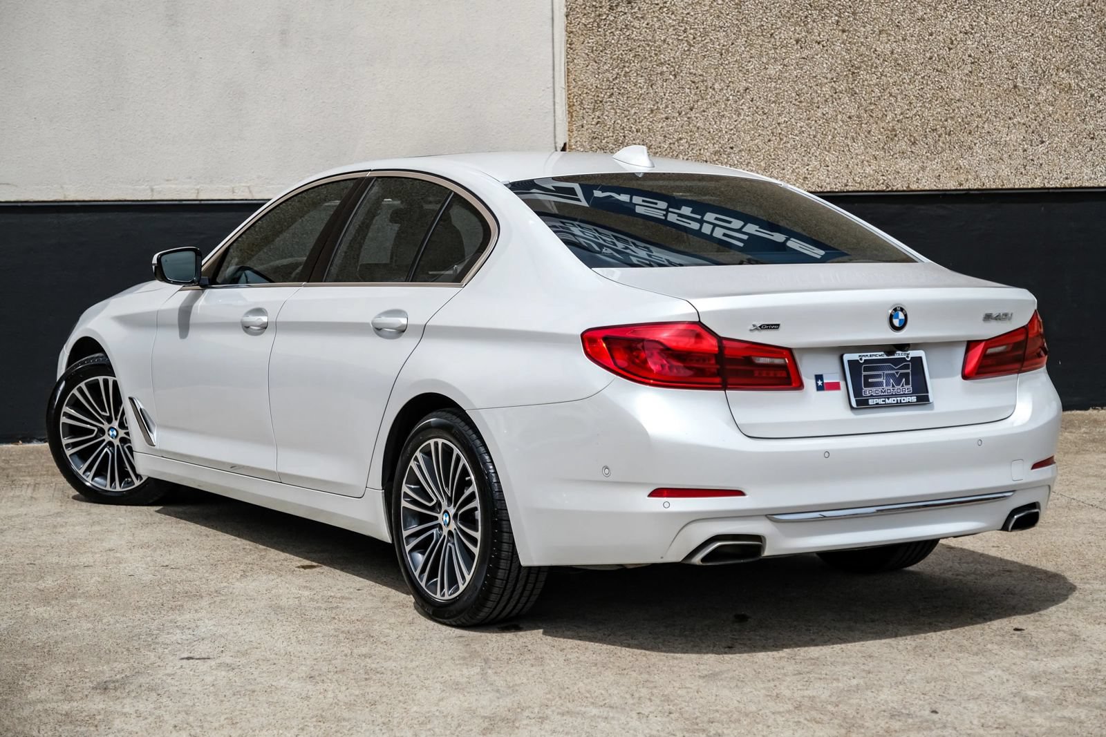 Used 2019 BMW 540i xDrive AWD/4WD image 8