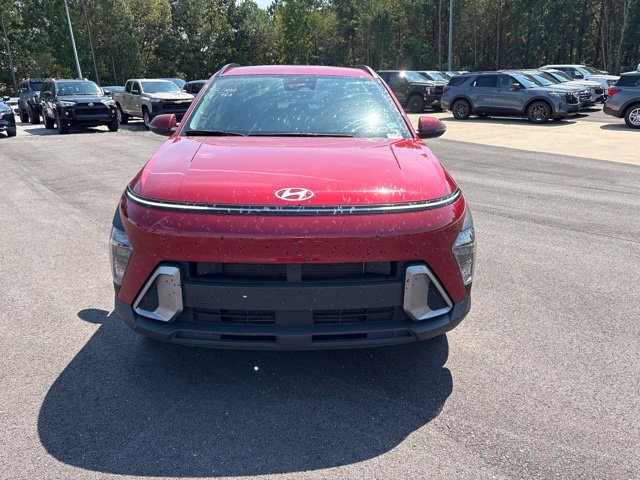 Used 2025 Hyundai Kona SEL AWD/4WD image 2