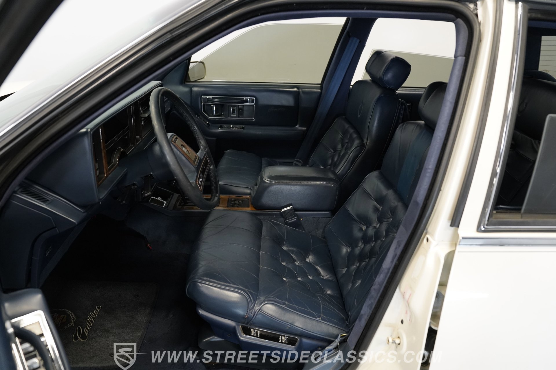 Used 1989 Cadillac Seville image 38