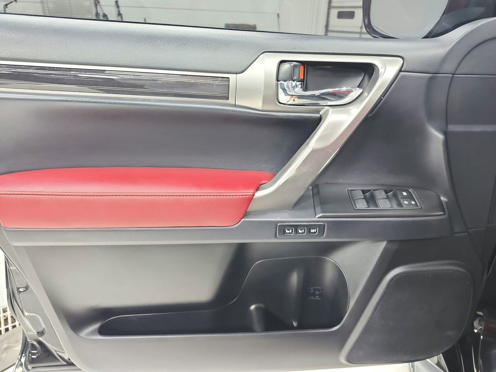 Used 2023 Lexus GX 460 Premium w/ Premium Package AWD/4WD image 34