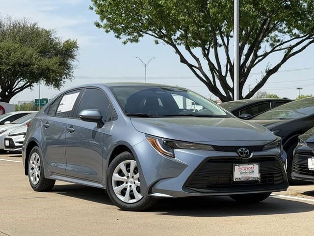 New 2026 Toyota Corolla LE FWD image 2