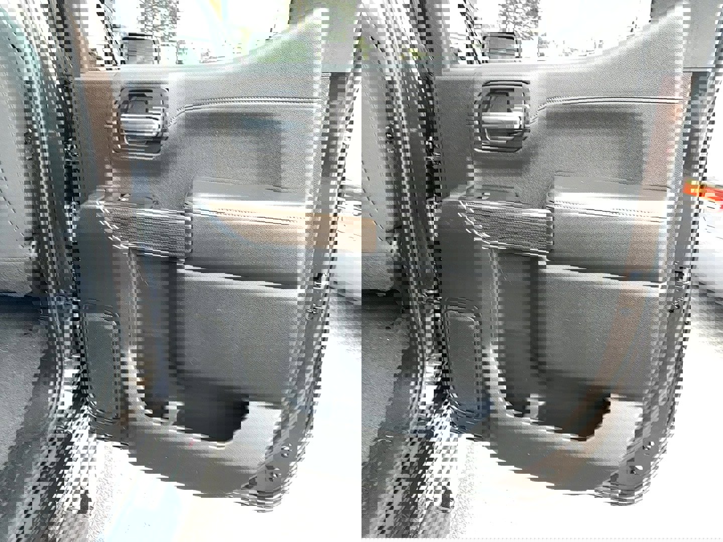 Used 2019 Chevrolet Silverado 1500 RST image 23