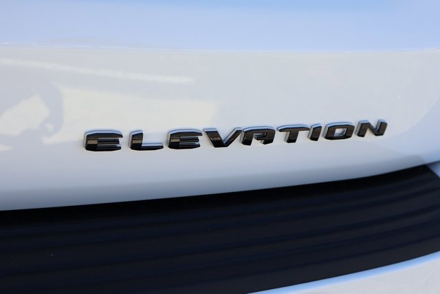 New 2026 GMC Yukon Elevation image 8