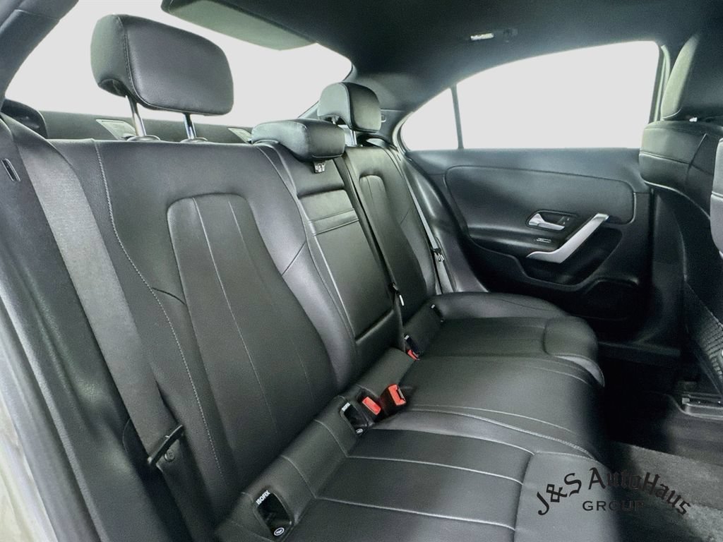 Used 2019 Mercedes-Benz A 220 w/ Premium Package image 35