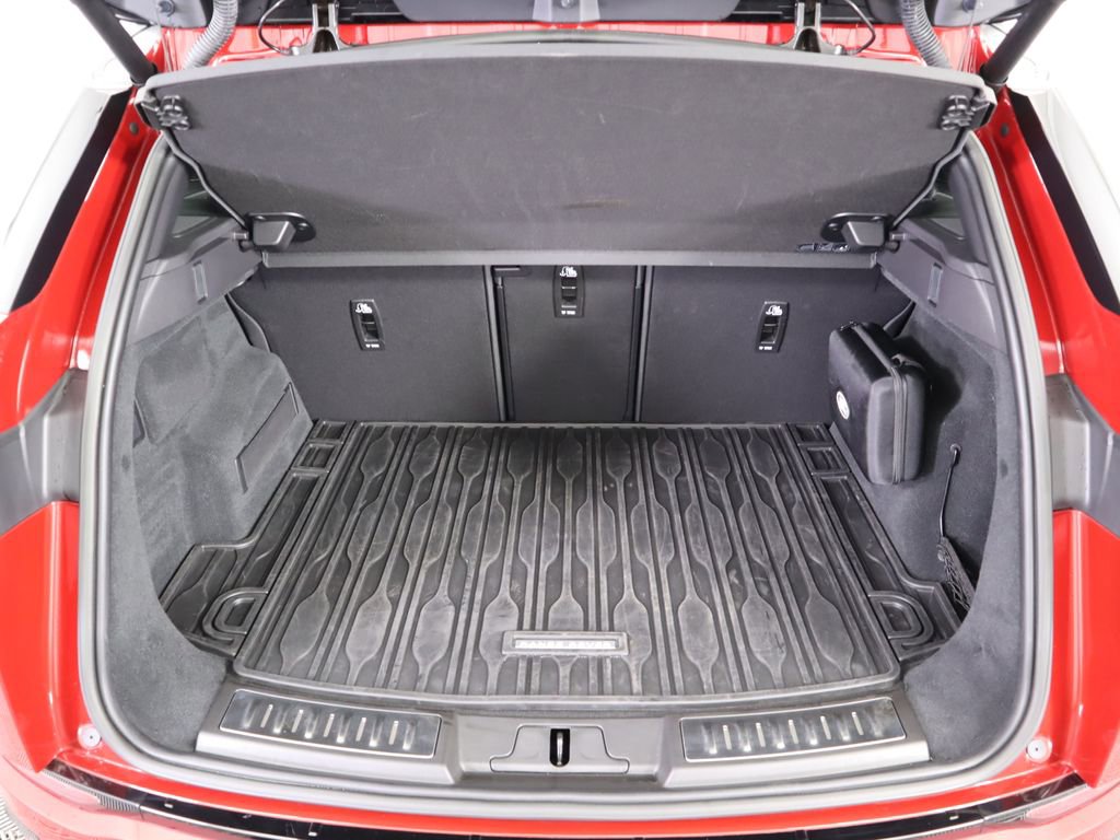 Certified 2023 Land Rover Range Rover Evoque R-Dynamic SE image 28