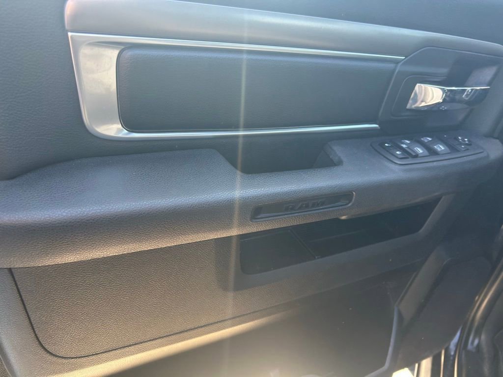 Used 2022 RAM 1500 Classic Warlock image 10