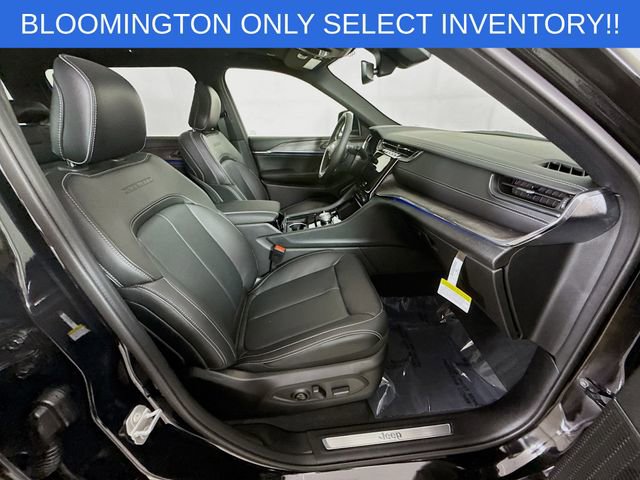 New 2025 Jeep Grand Cherokee L Overland w/ Trailer Tow Package image 30