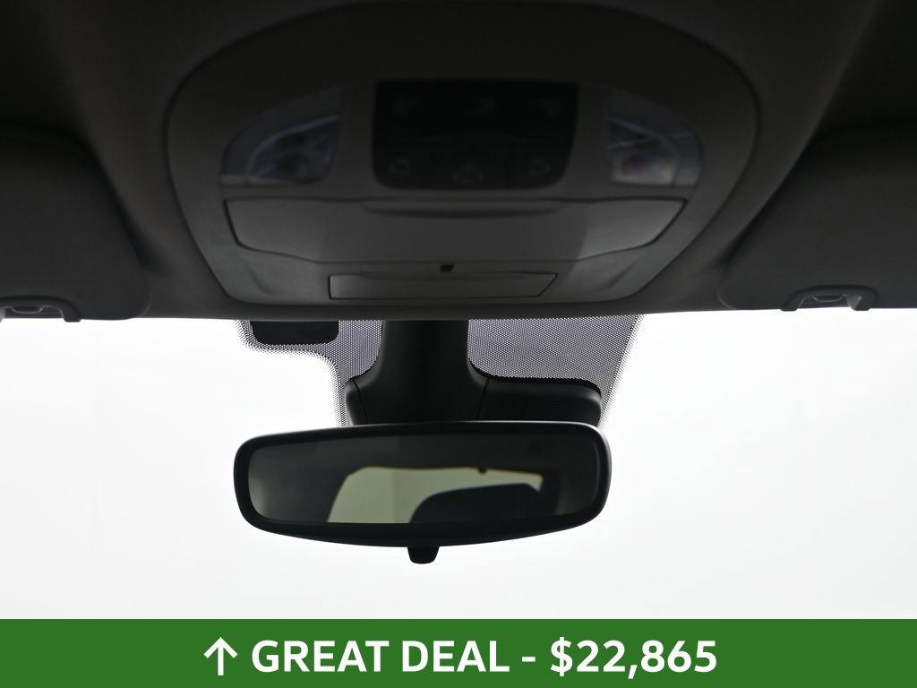 Used 2023 Chrysler Pacifica Touring-L image 37