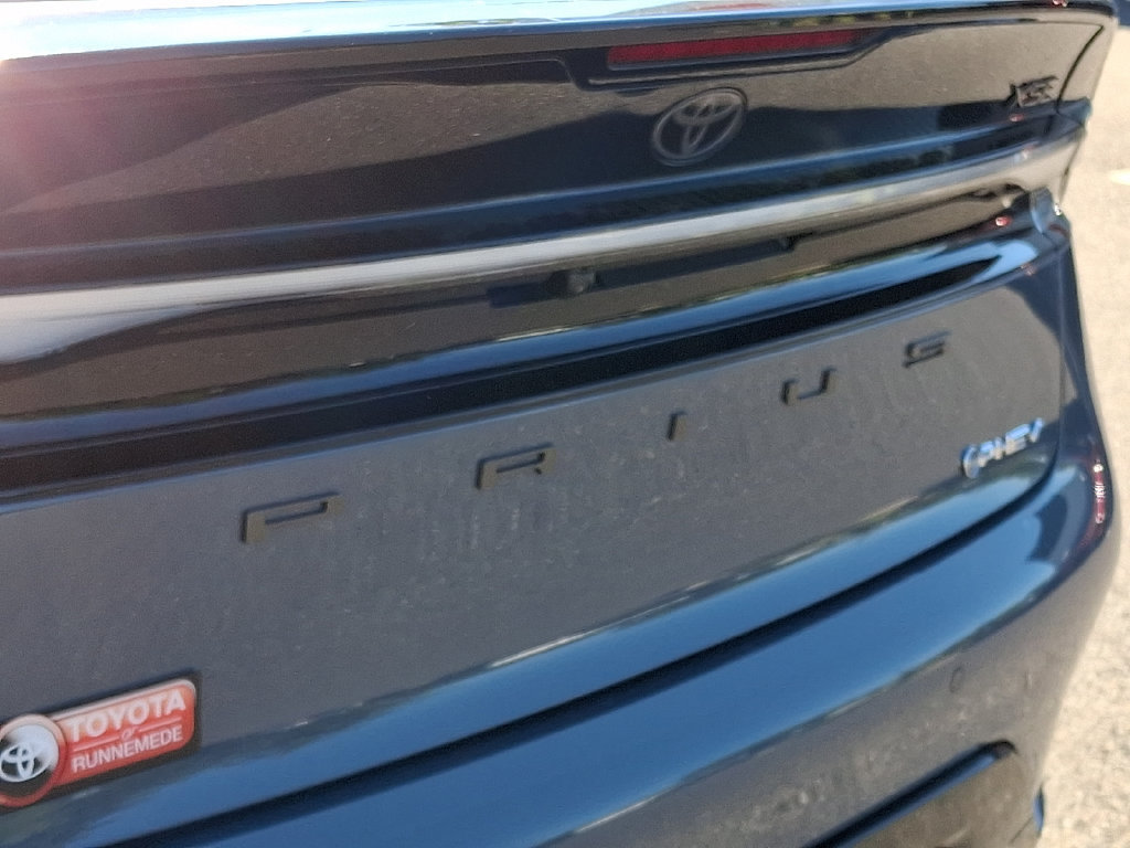 Certified 2026 Toyota Prius Plug-In Hybrid FWD image 29