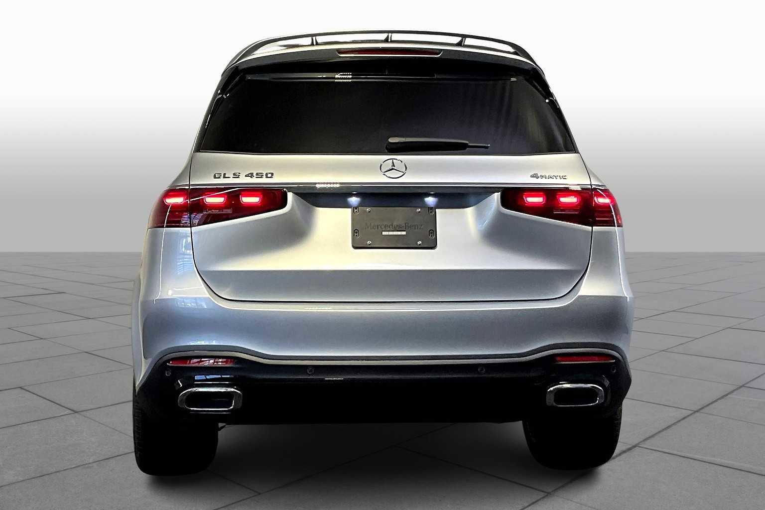 New 2026 Mercedes-Benz GLS 450 4MATIC image 4