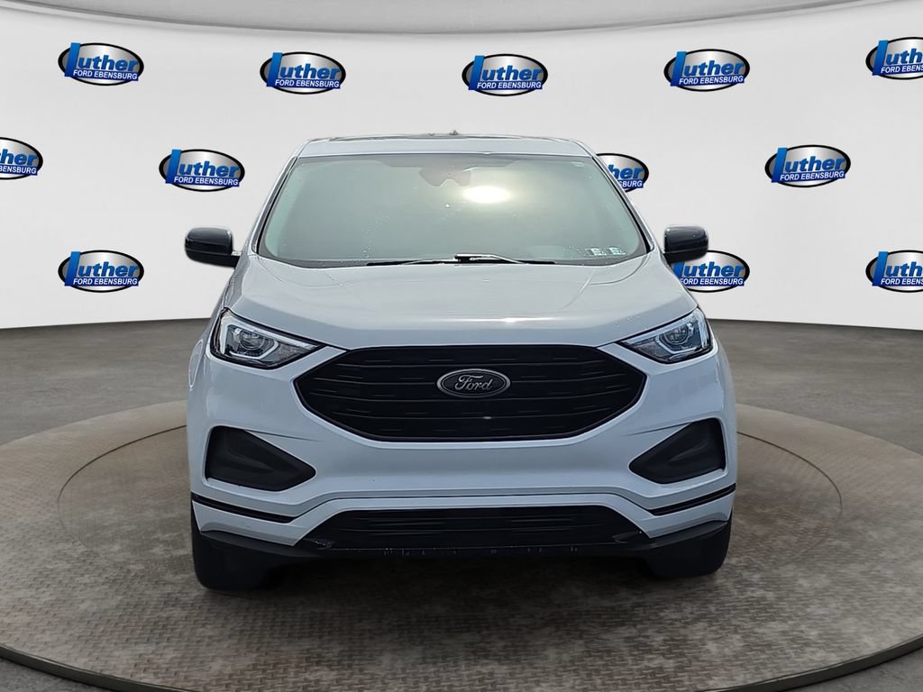 Used 2024 Ford Edge SE w/ Black Appearance Package AWD/4WD image 8