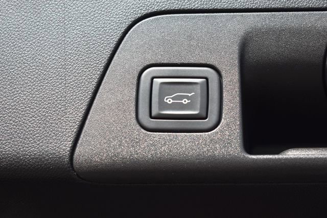Used 2023 Buick Envision Preferred w/ Sport Touring Package AWD/4WD image 19