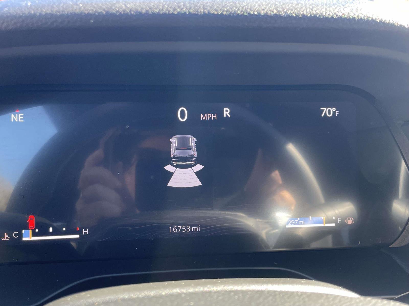 Used 2024 Jeep Grand Cherokee Laredo w/ MOPAR Finishing Package image 11