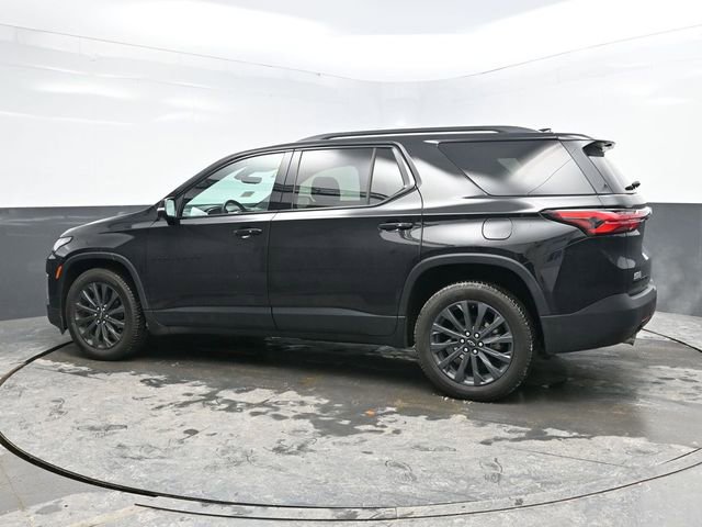 Used 2023 Chevrolet Traverse RS image 4