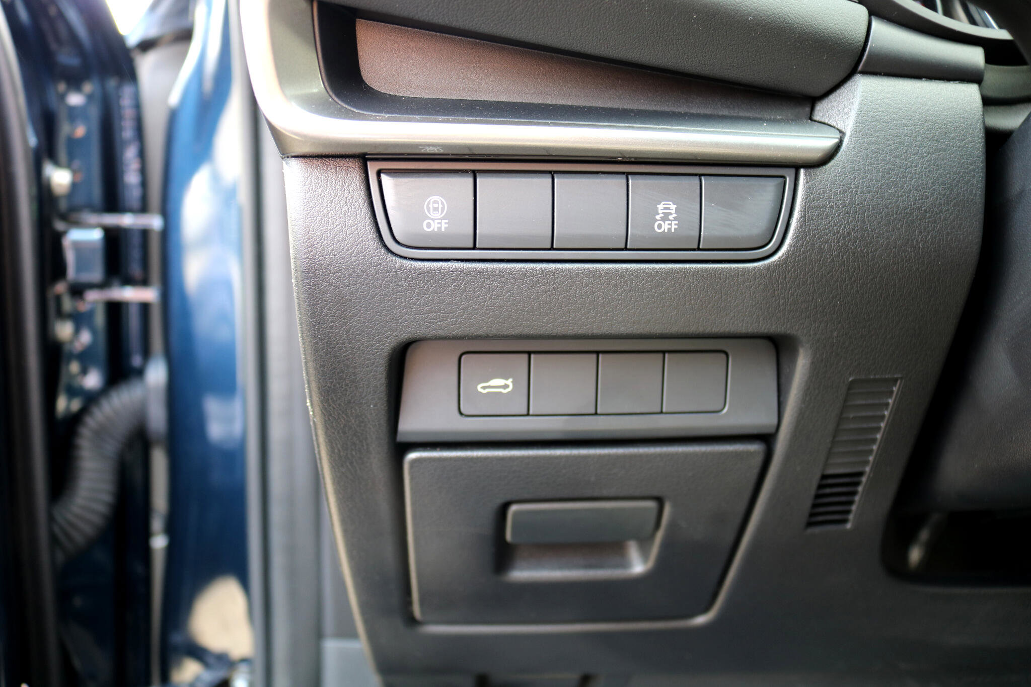 Used 2021 MAZDA MAZDA3 s image 17