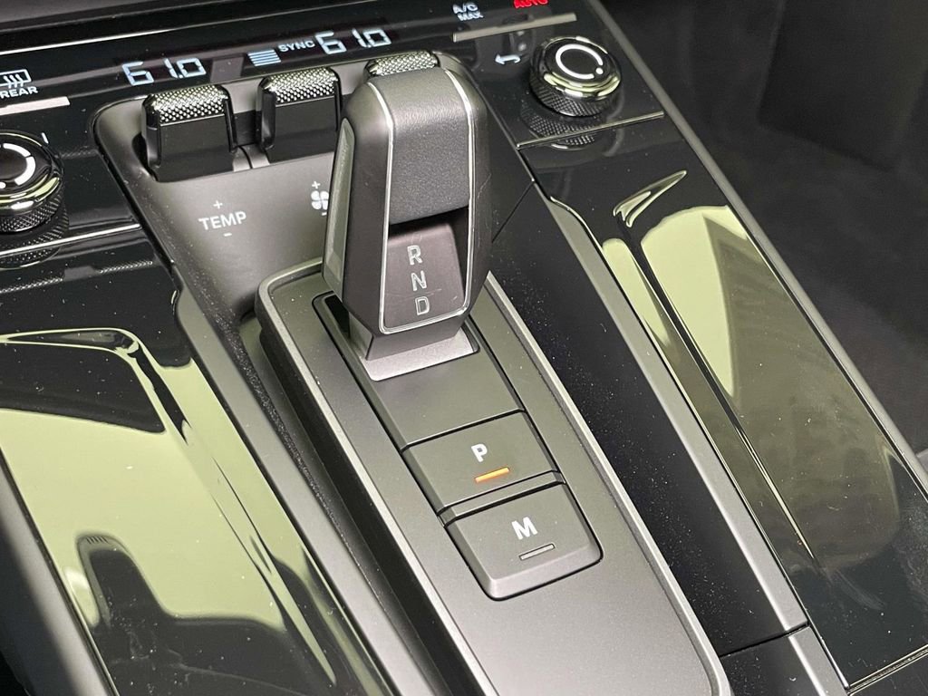 Used 2026 Porsche 911 Carrera image 33