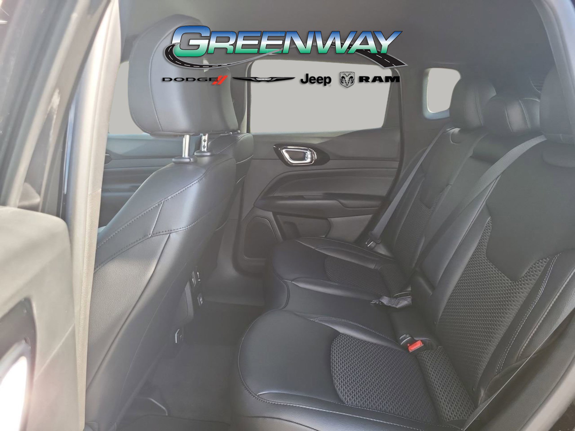 New 2026 Jeep Compass Latitude image 14