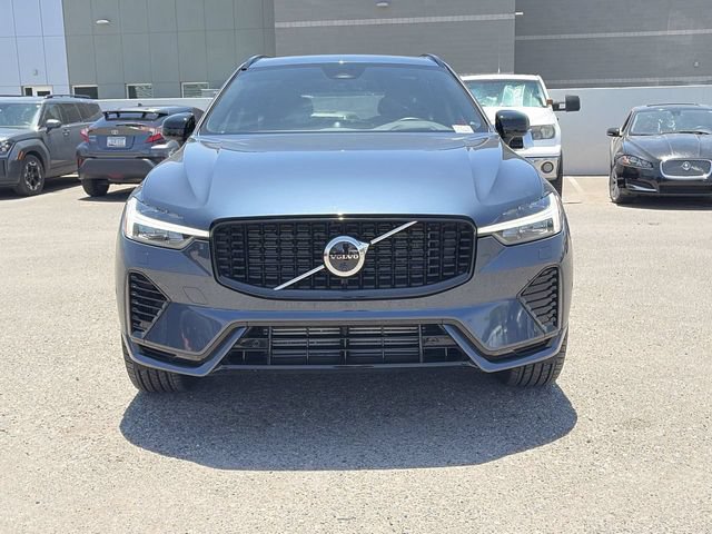 Certified 2022 Volvo XC60 T8 R-Design w/ Advanced Package AWD/4WD image 2