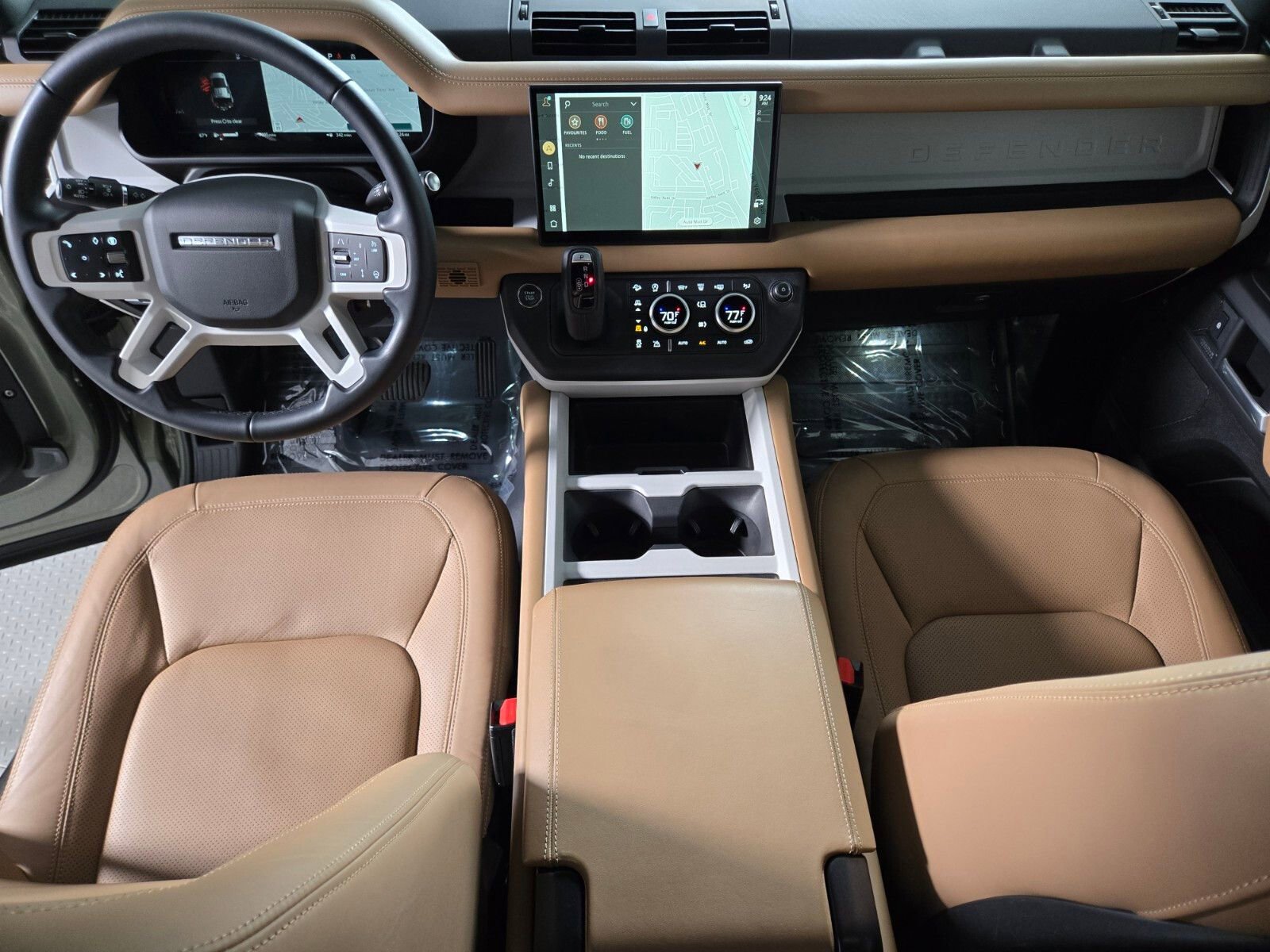 Used 2025 Land Rover Defender 110 X-Dynamic SE image 4